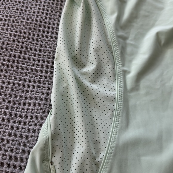 Athleta Pacifica II Tank Women’s M - Picture 4 of 6